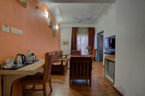 Hotel Mahadev Palace