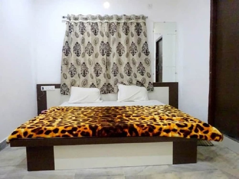 Hotel Dev Villa