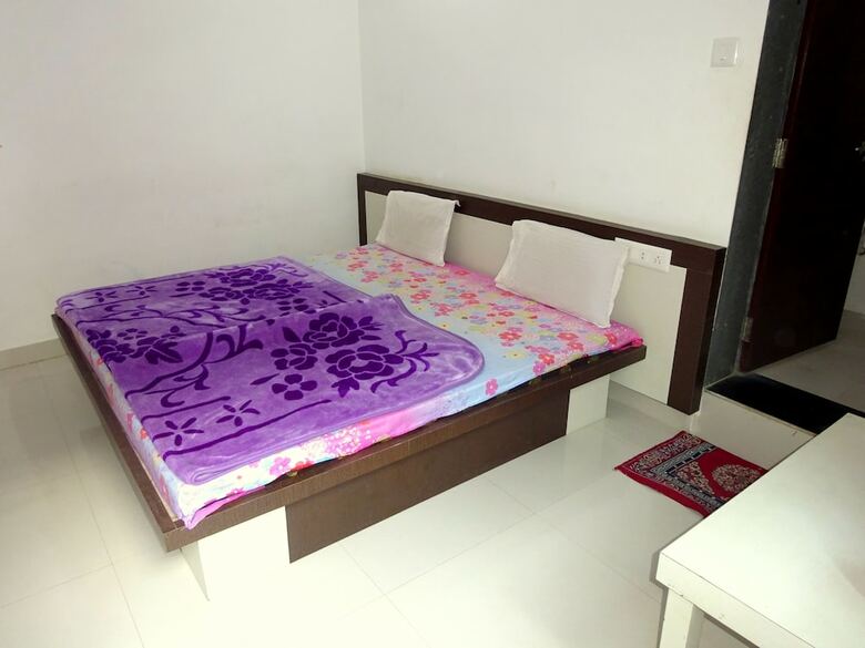 Hotel Dev Villa