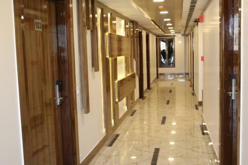 Hotel Ap Holiday Inn