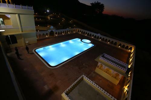 Hotel Rajtilak Resort