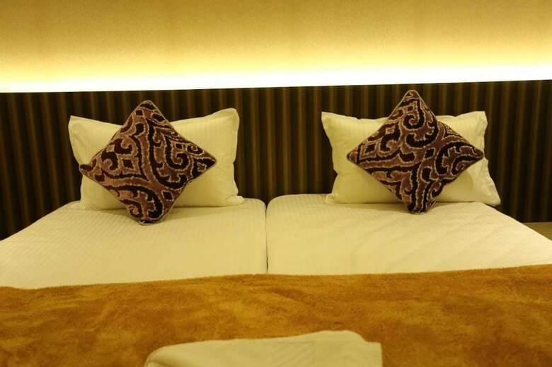 Hotel Grand Parivaar