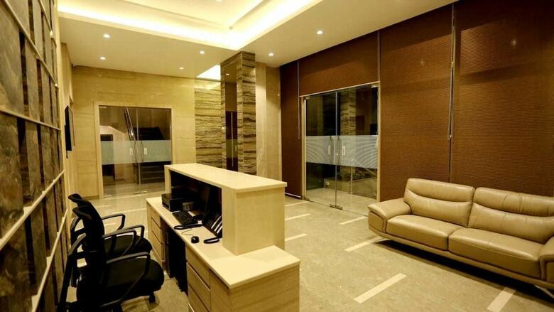 Hotel Grand Parivaar