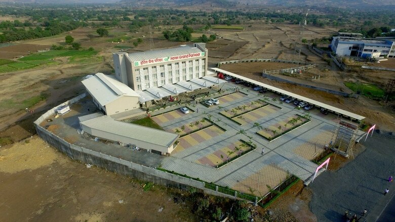 Hotel Grand Parivaar