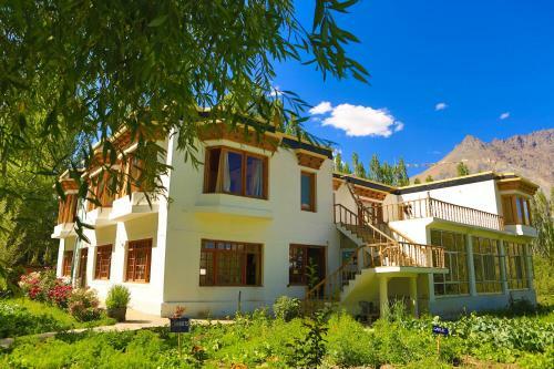 Hotel Sand Dunes View Resort