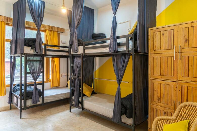 Whoopers Hostel
