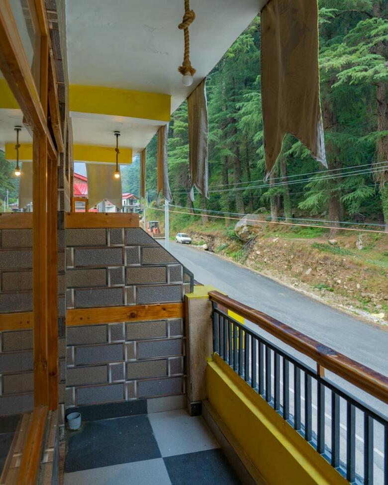 Whoopers Hostel