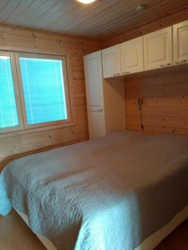 Yll�s-ropo Apartments