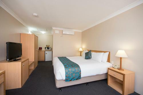 Harbour Sails Motor Inn