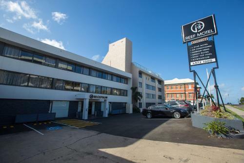 Gladstone Reef Hotel Motel