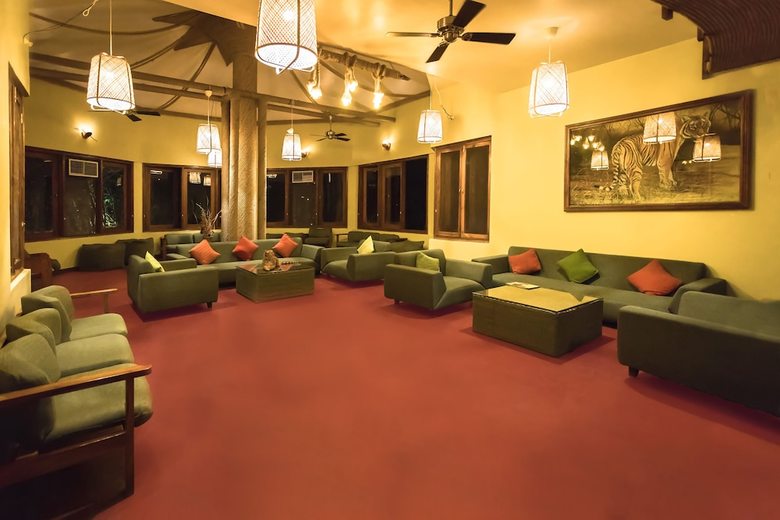 Hotel Pench Jungle Camp