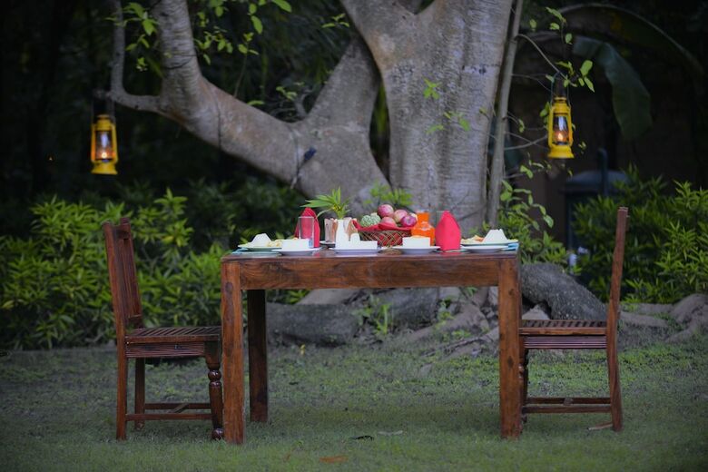 Hotel Pench Jungle Camp