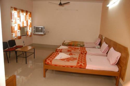 Hotel Athityaa