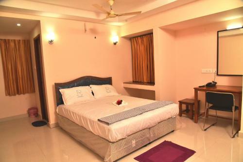 Hotel Ananda Residency