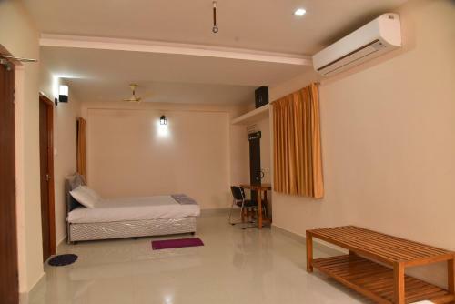 Hotel Ananda Residency