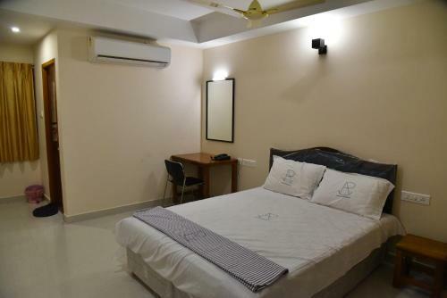 Hotel Ananda Residency