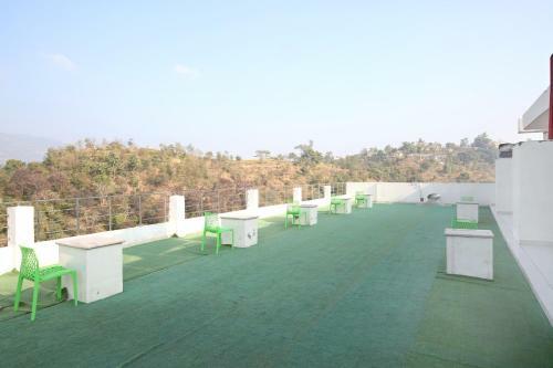 Hotel Oyo 26976 Valley Heights Spa And Resorts