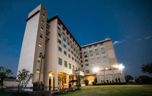 Hotel Ramada By Wyndham Jaipur Jaisinghpura