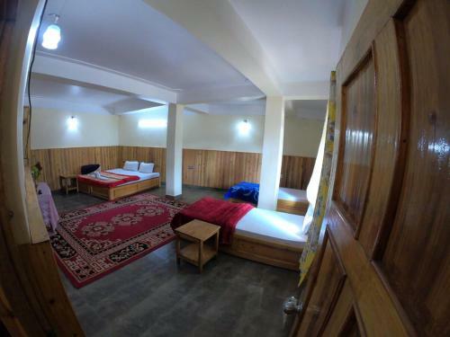 Pradhan Hotel