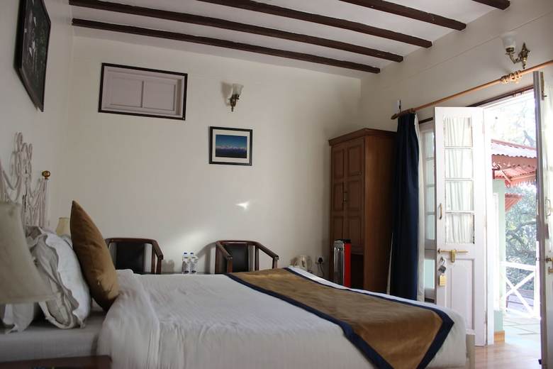 Hotel Aamod Karma Vilas