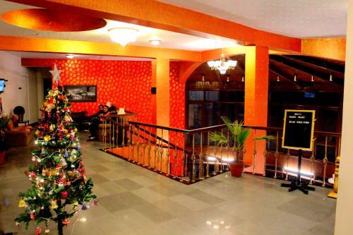 Hotel Vasant Palace Mussoorie Mallroad