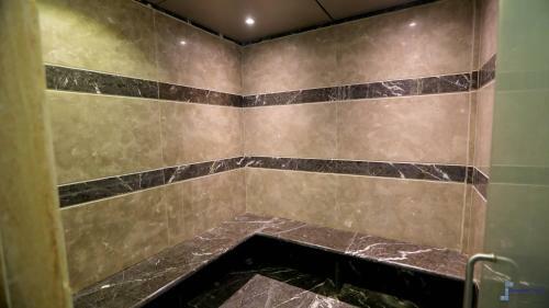 Hotel Crystal Homes