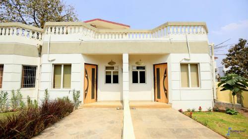 Hotel Crystal Homes