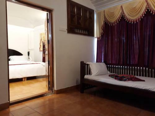 Hotel Golden Green