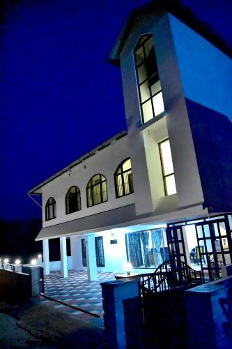 Hotel Natura Inn