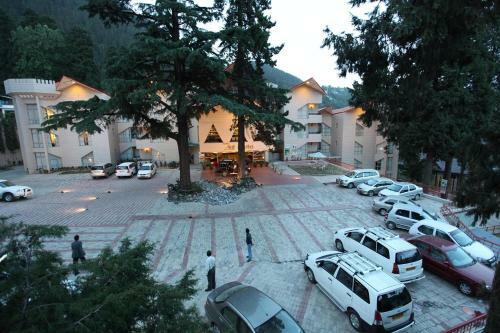 Hotel Arif Castles