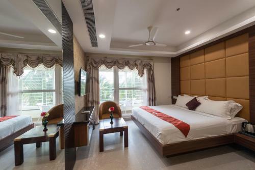Hotel Vlr Residency