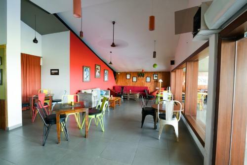 Hotel The Source At Sula