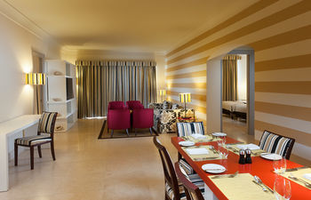 Juweira Boutique Hotel