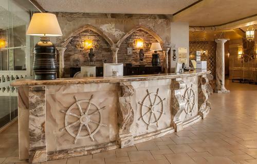 Royal Park Hotel - All Inclusive & Aqua Park
