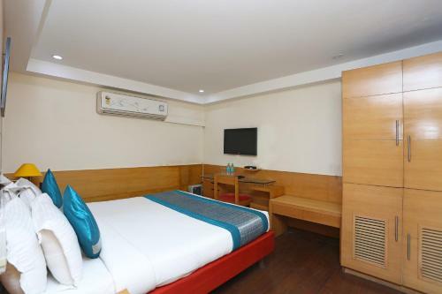 Oyo 11332 Hotel Daffodils Inn