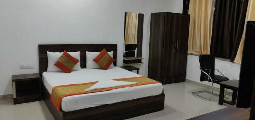 Om Hotel