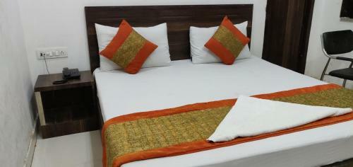 Om Hotel