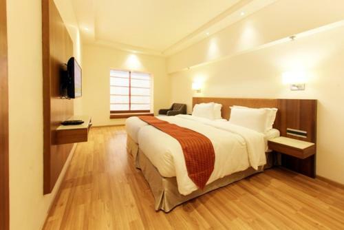 Hotel The Emerald Park