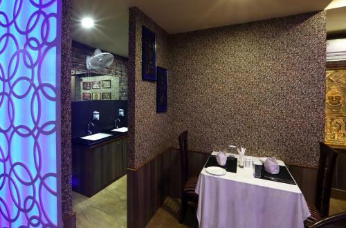 Hotel Blue Bird