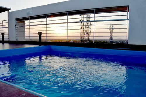 Hotel Starlit Suites