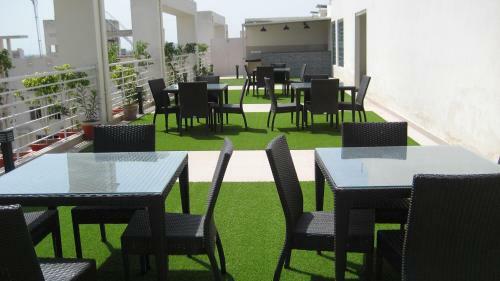 Hotel Starlit Suites