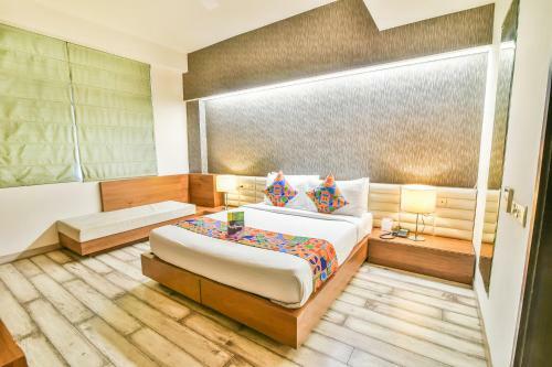 Fabhotel Prime Sage