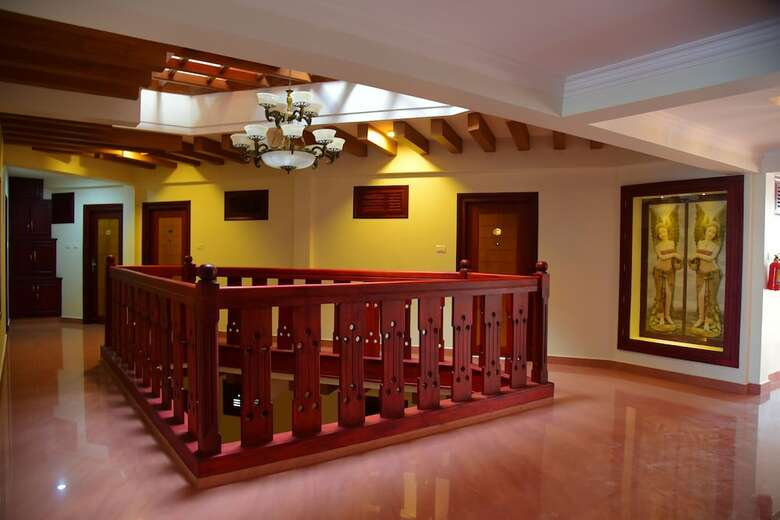 Hotel Rb Palace