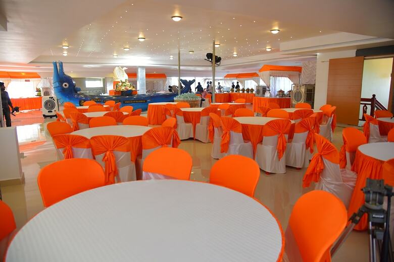 Hotel Rb Palace