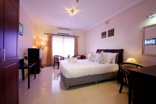 Rose International Hotel