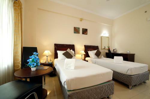 Rose International Hotel