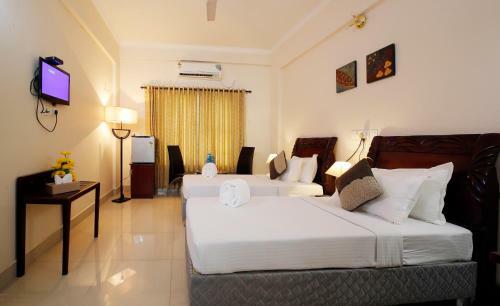 Rose International Hotel