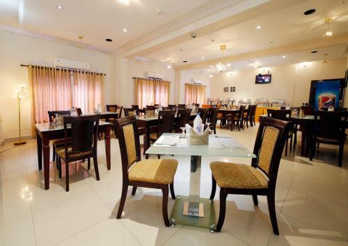 Rose International Hotel