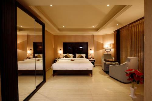 Hotel Park Residency