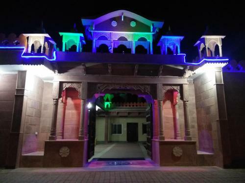 Hotel Monarch Rama Palace